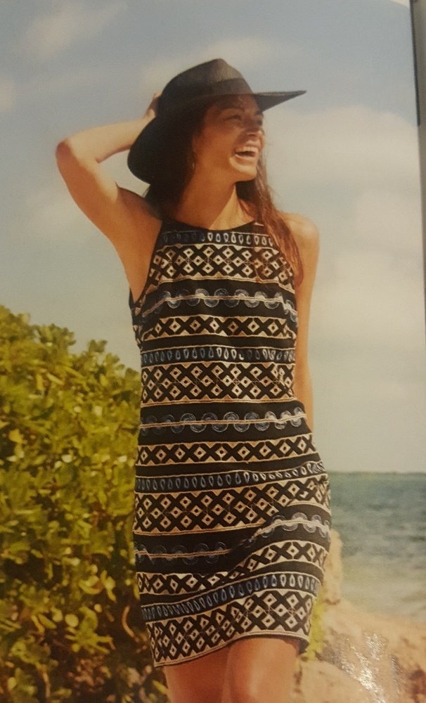 White House Black Mkt Embroidered Shift Dress